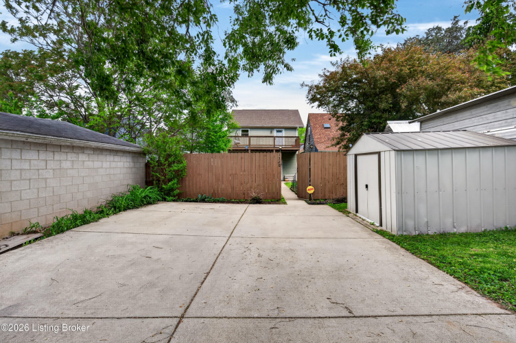 Listing Image 44