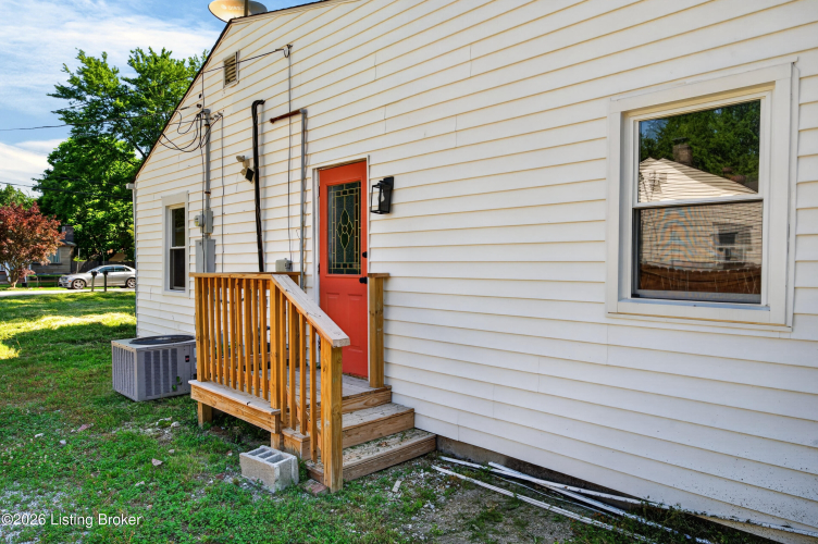 Listing Image 29