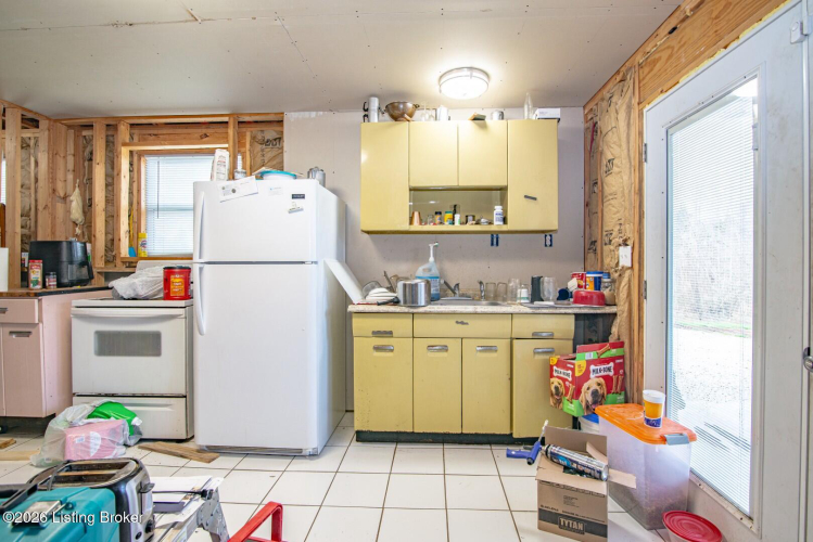 Listing Image 28