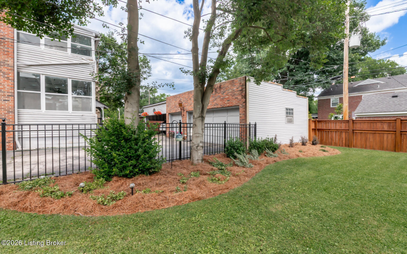 Listing Image 58