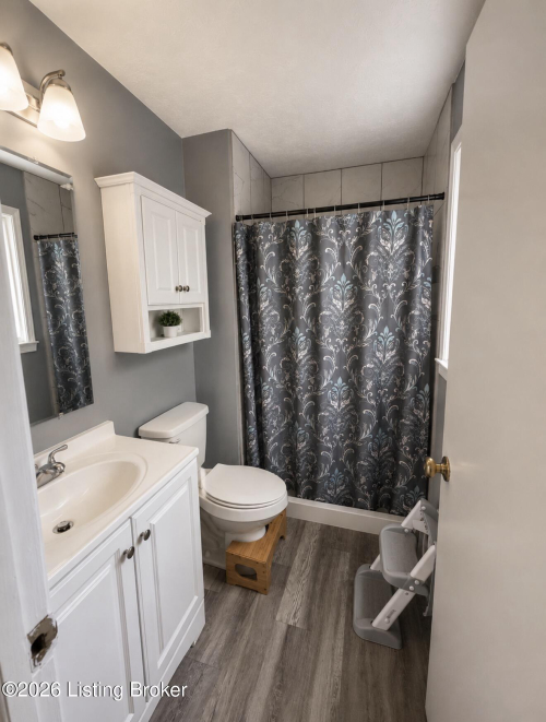 Listing Image 12
