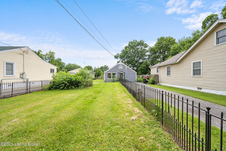 Listing Image 40
