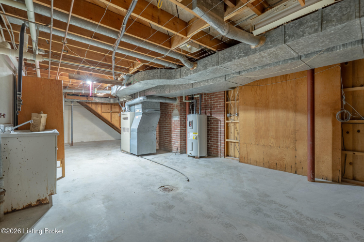 Listing Image 33