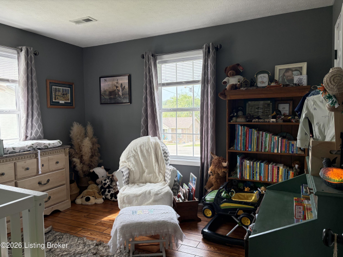 Listing Image 24