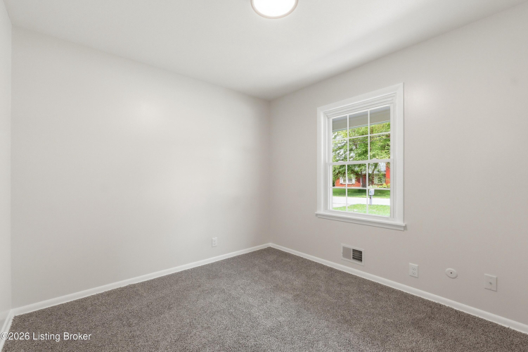 Listing Image 33