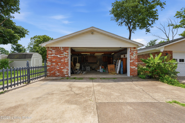 Listing Image 54