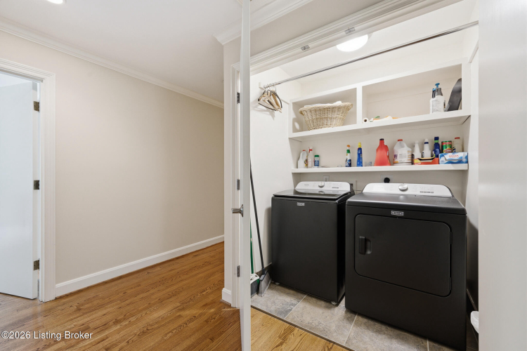 Listing Image 31