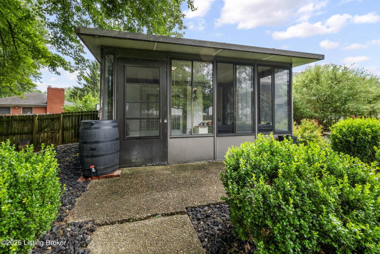 Listing Image 55