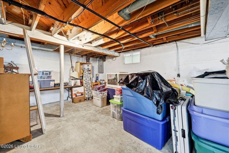Listing Image 32