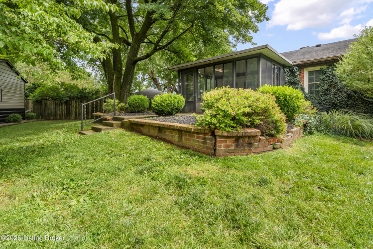 Listing Image 54
