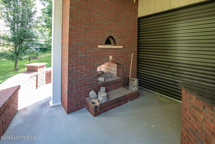 Listing Image 37