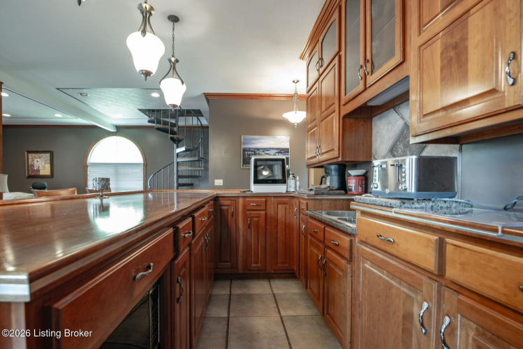 Listing Image 51