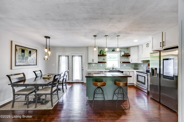 Listing Image 15