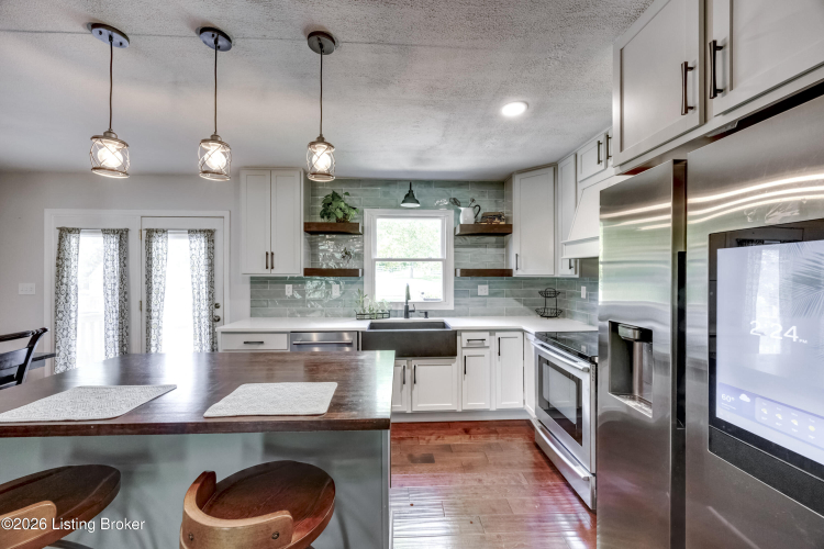 Listing Image 19
