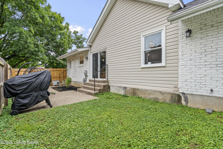 Listing Image 27