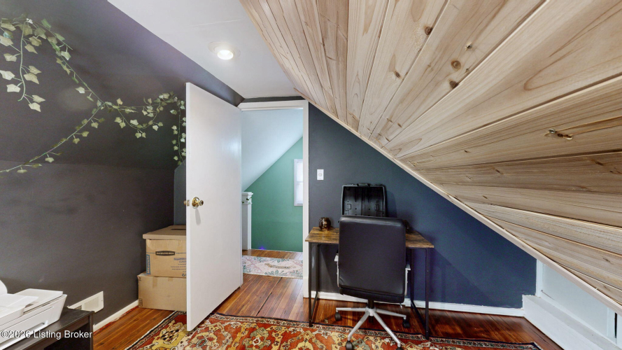 Listing Image 14