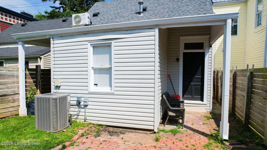 Listing Image 18