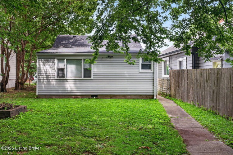 Listing Image 15