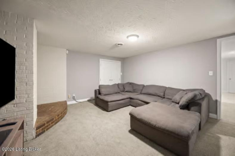 Listing Image 53
