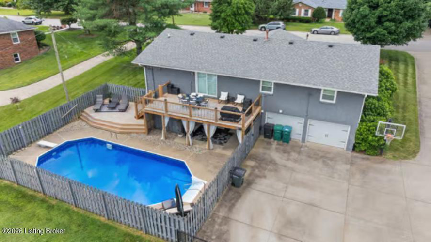 Listing Image 9