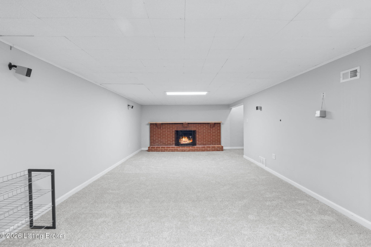 Listing Image 34