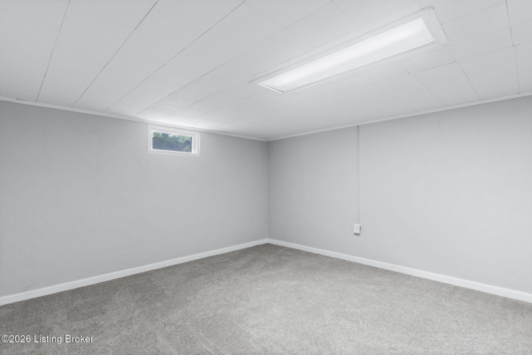 Listing Image 36