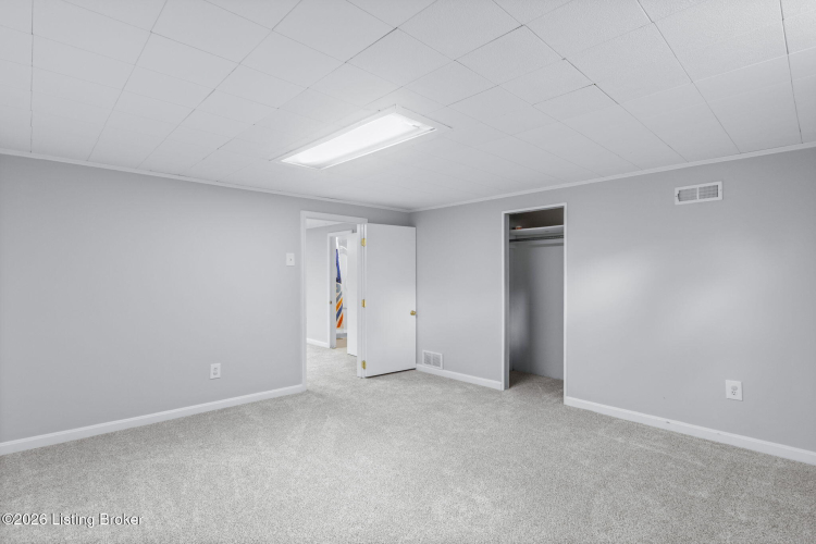 Listing Image 37