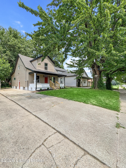 Listing Image 4