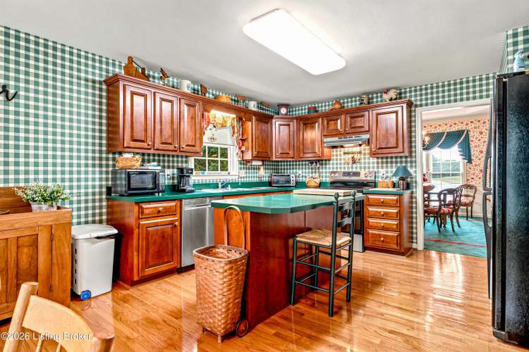 Listing Image 15