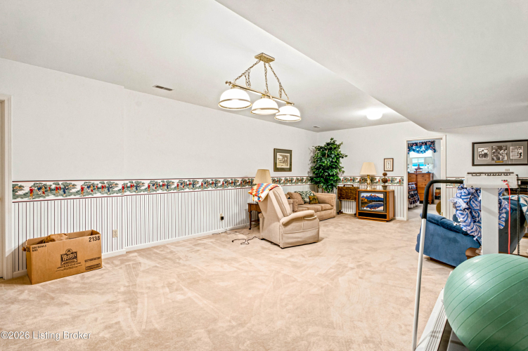 Listing Image 39