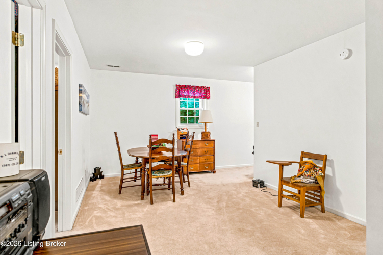 Listing Image 41