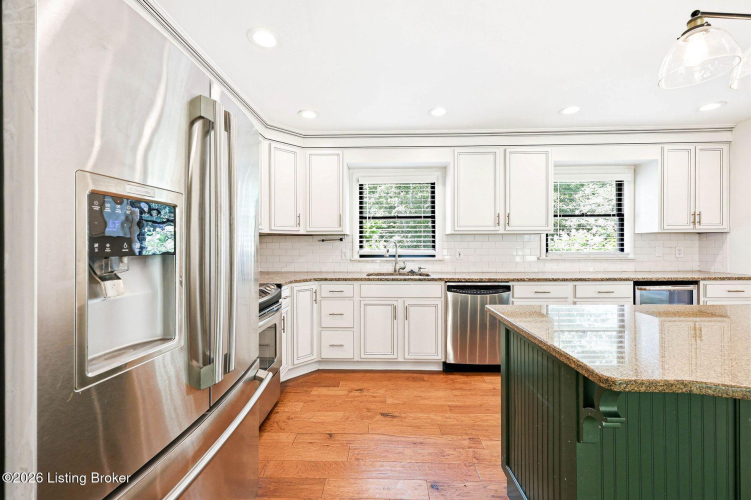 Listing Image 13