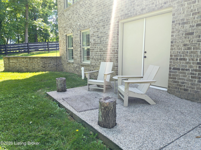 Listing Image 44