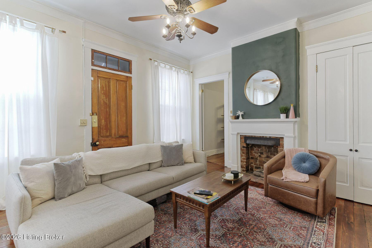 Listing Image 11