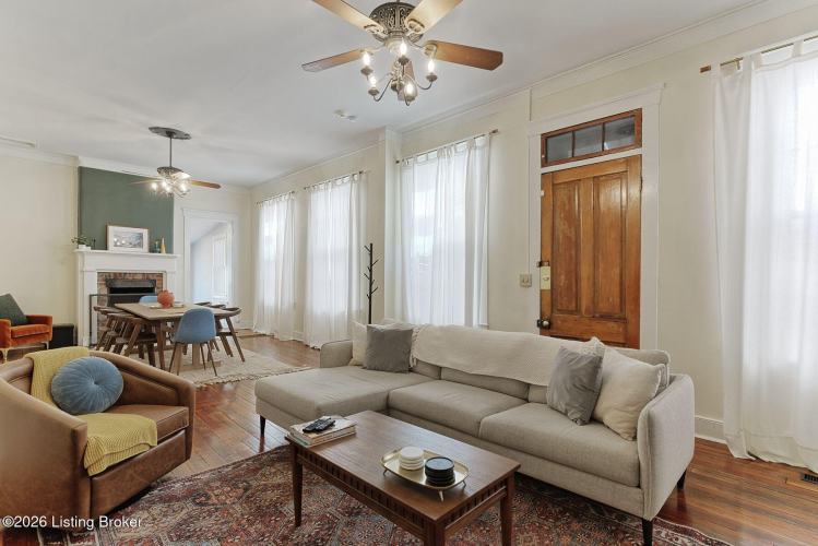 Listing Image 12