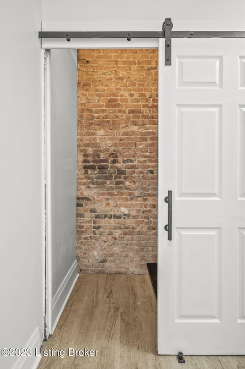Listing Image 31