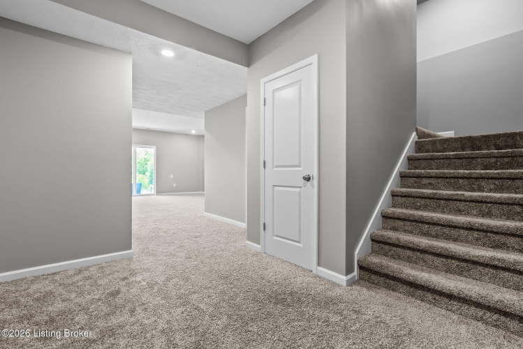 Listing Image 45