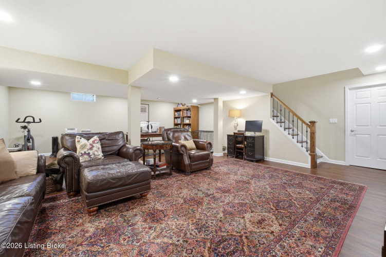 Listing Image 31