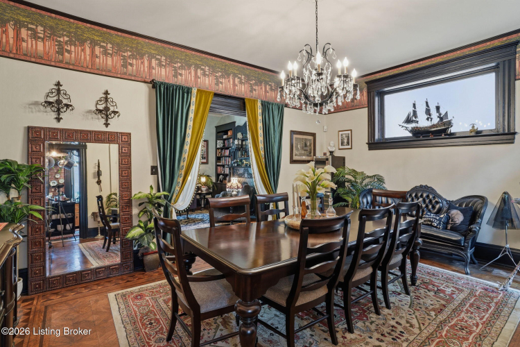 Listing Image 12