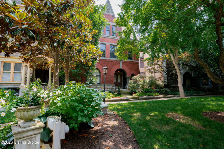 Listing Image 52