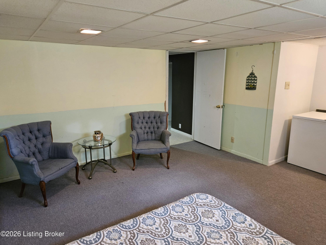 Listing Image 50