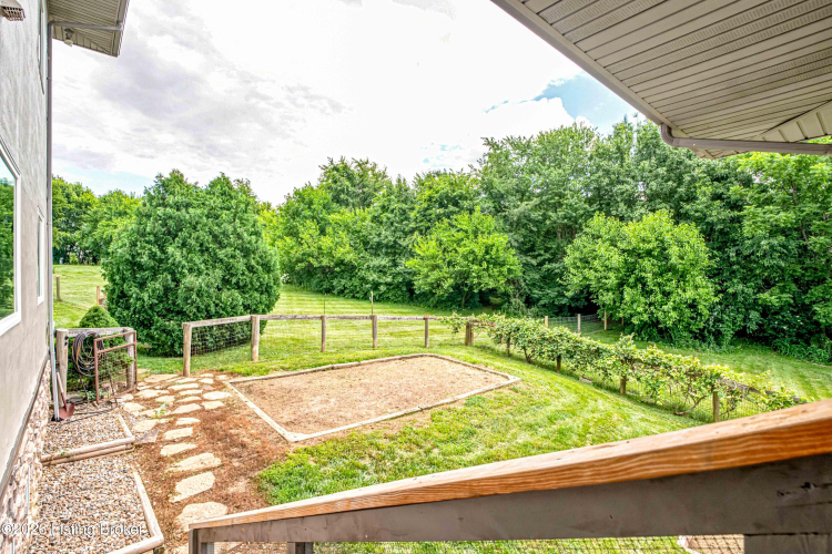 Listing Image 52