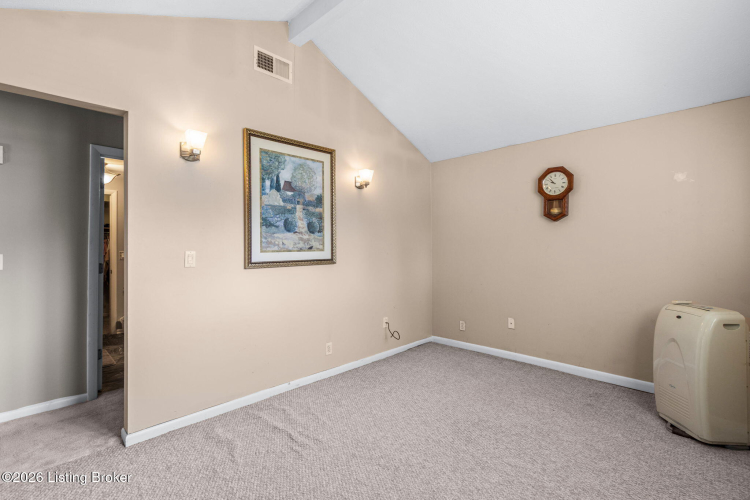 Listing Image 69