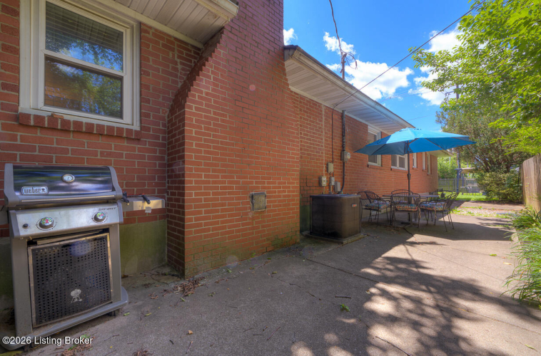 Listing Image 26
