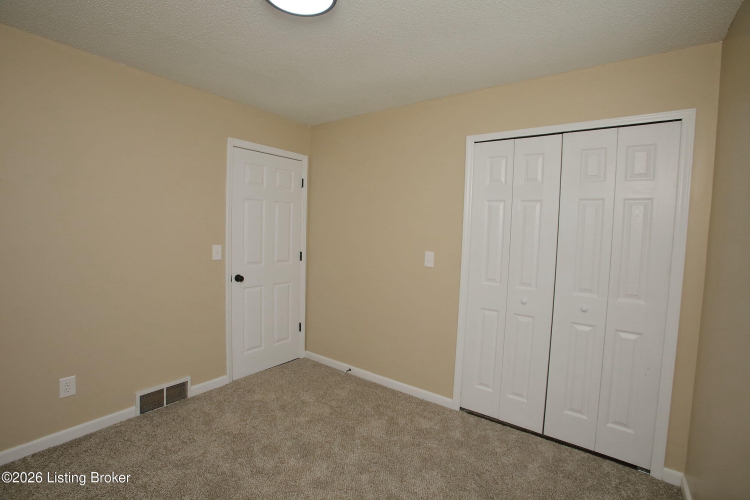 Listing Image 24