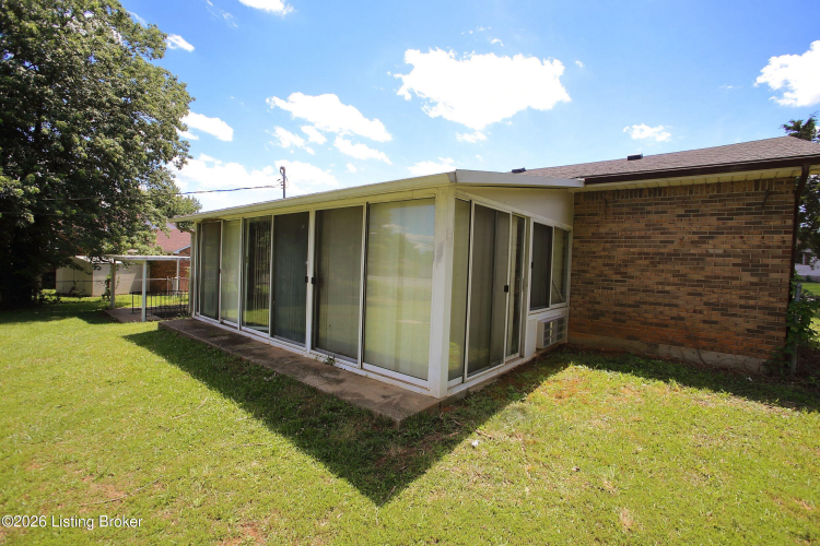Listing Image 45