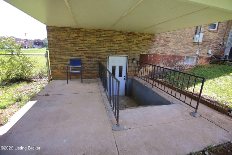 Listing Image 47