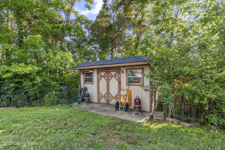 Listing Image 15