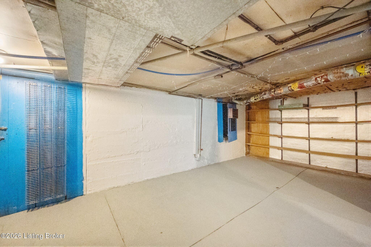Listing Image 25