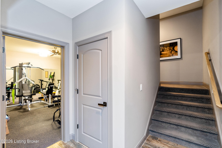 Listing Image 52